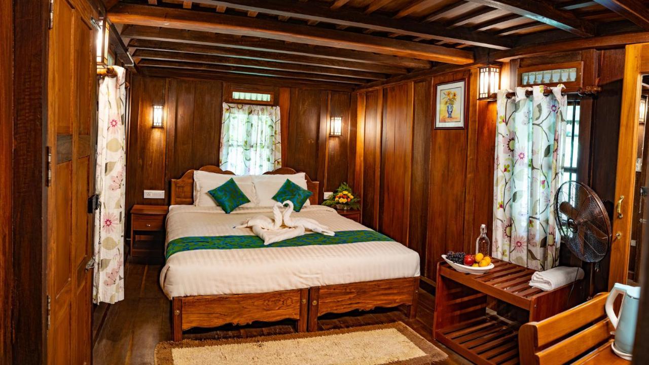 Kalpavanam Heritage Resort Thekkady Esterno foto