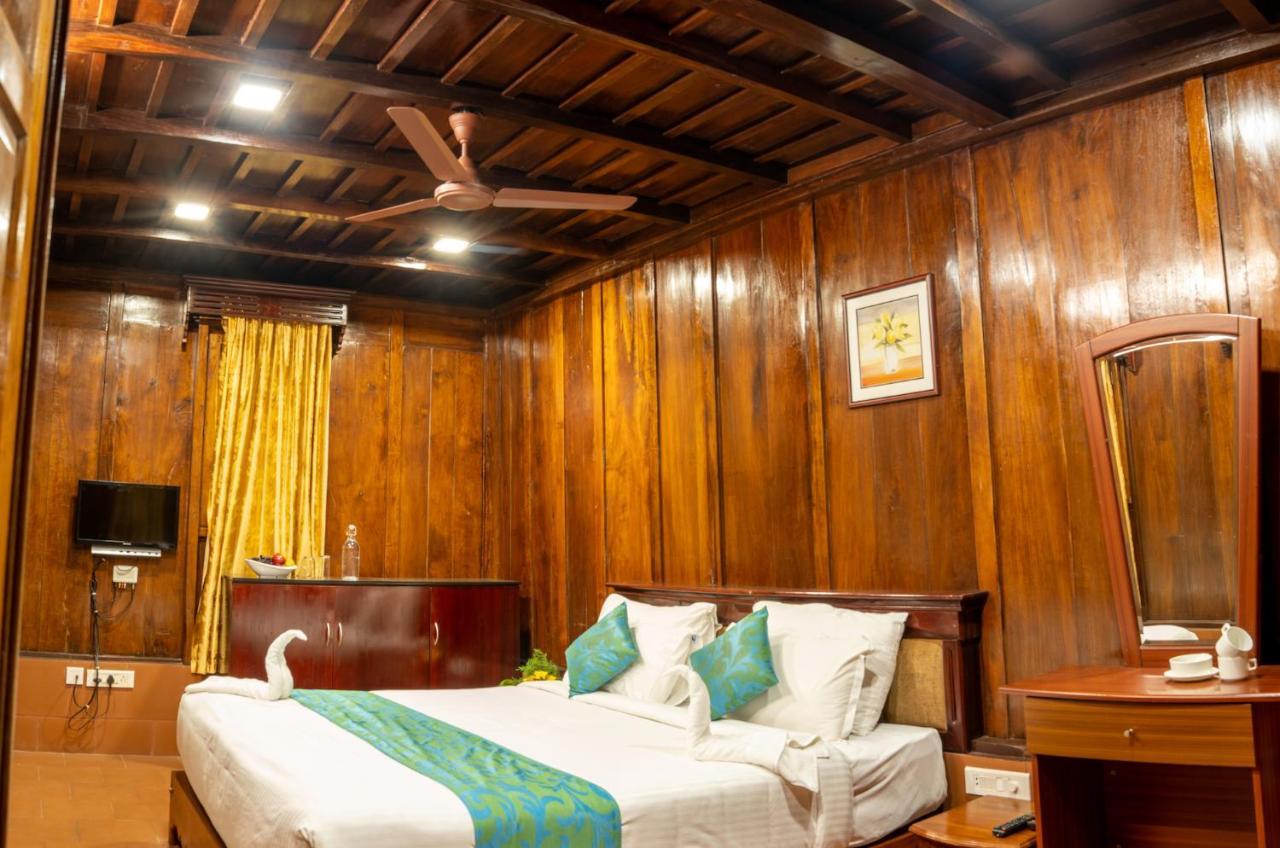 Kalpavanam Heritage Resort Thekkady Esterno foto
