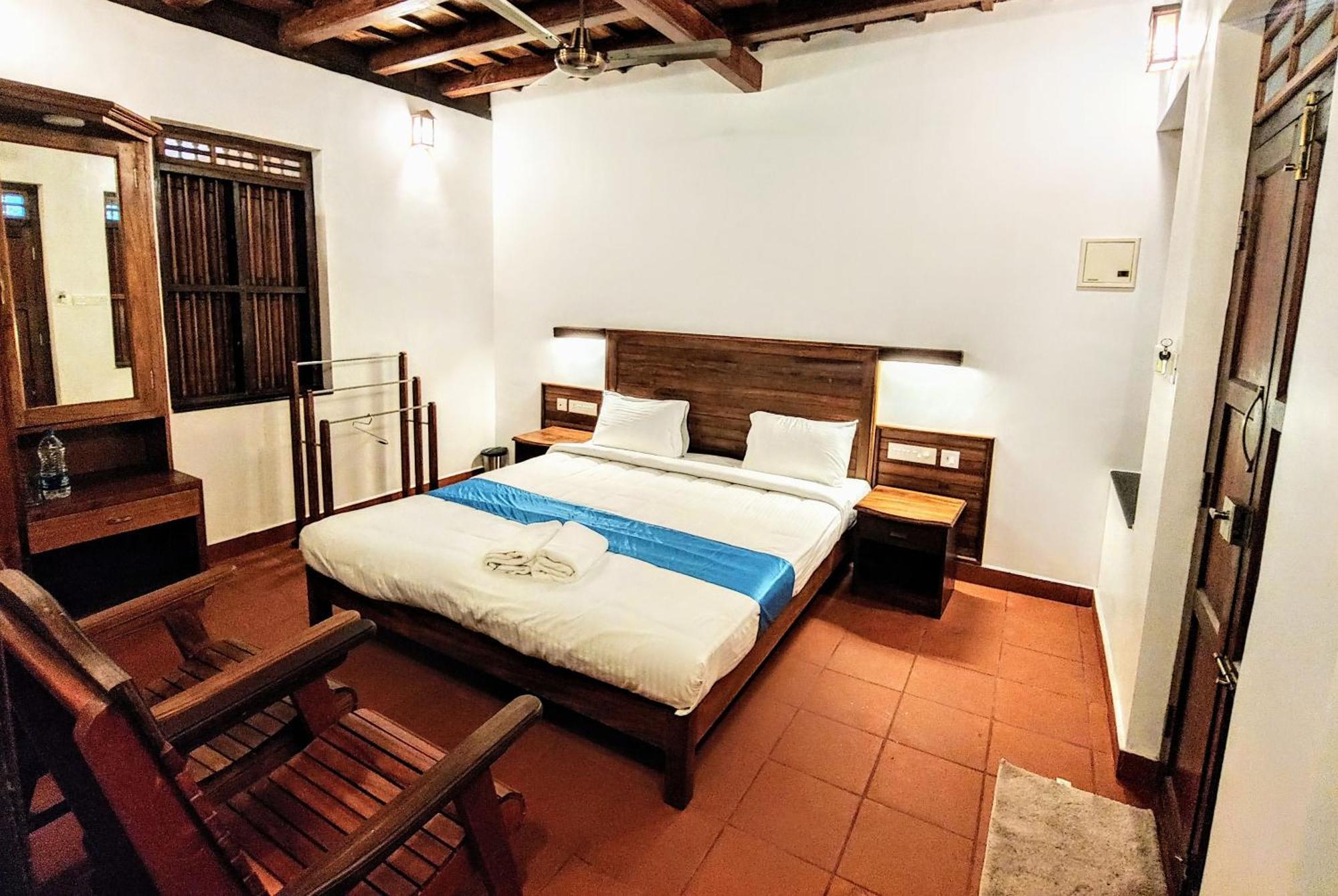 Kalpavanam Heritage Resort Thekkady Camera foto